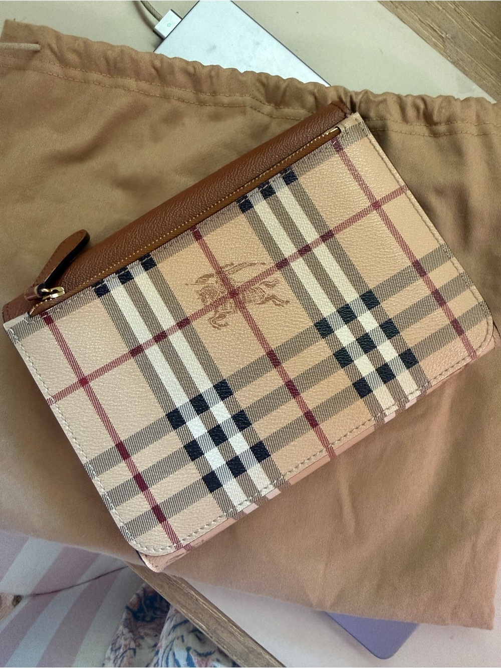 BURBERRY Loxley Crossbody/Clutch Bag - Picture 9 of 15
